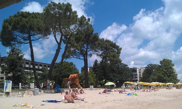     
:  Riviera.jpg
: 393
:	98.7 
ID:	307